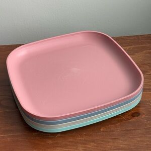 4 Vintage Tupperware Dining Plates Stacking Pastel Pink Blue Gray Spring Kitchen